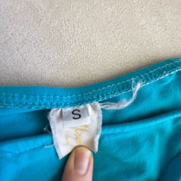 Victoria’s Secret Turquoise 2 Piece String Tie Bikini Swimsuit Shell Hardware - Picture 6 of 12